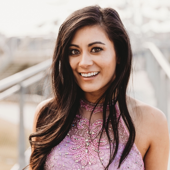 Meet Your Posher ❤️ - Picture 5 of 7